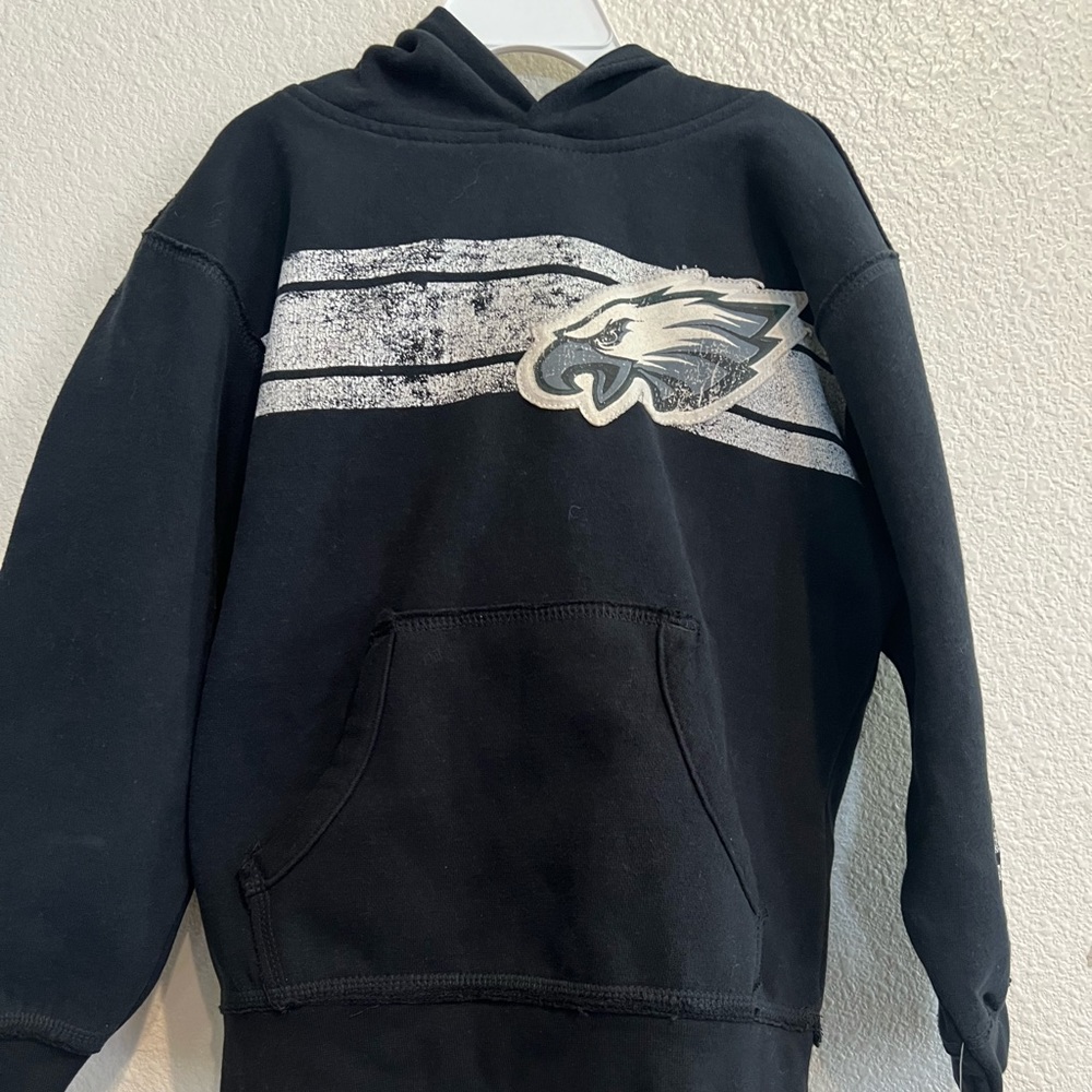 NWT EAGLES Black & Gray Sweatshirt‎